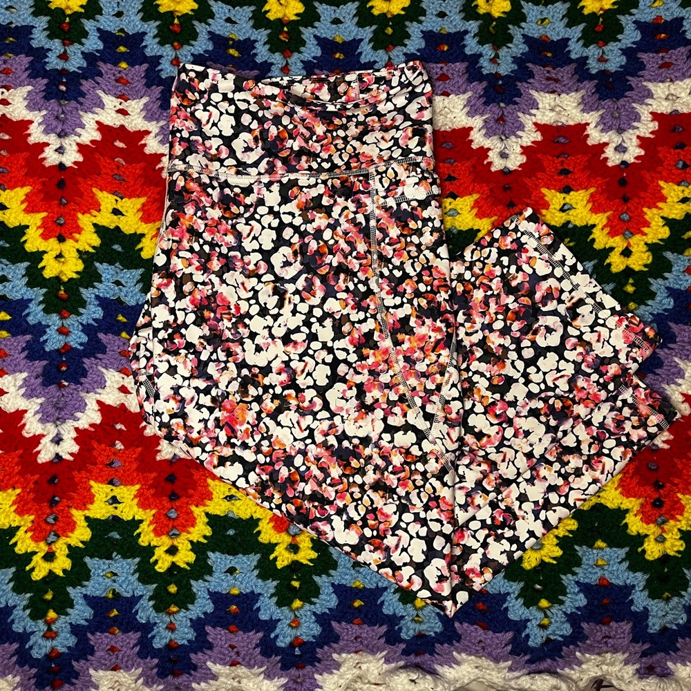 floral crop leggings